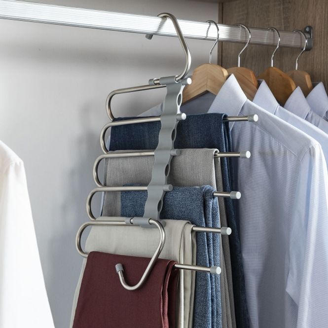 Hovedbilde 5-i-1 buksehenger for optimal plass i skapet