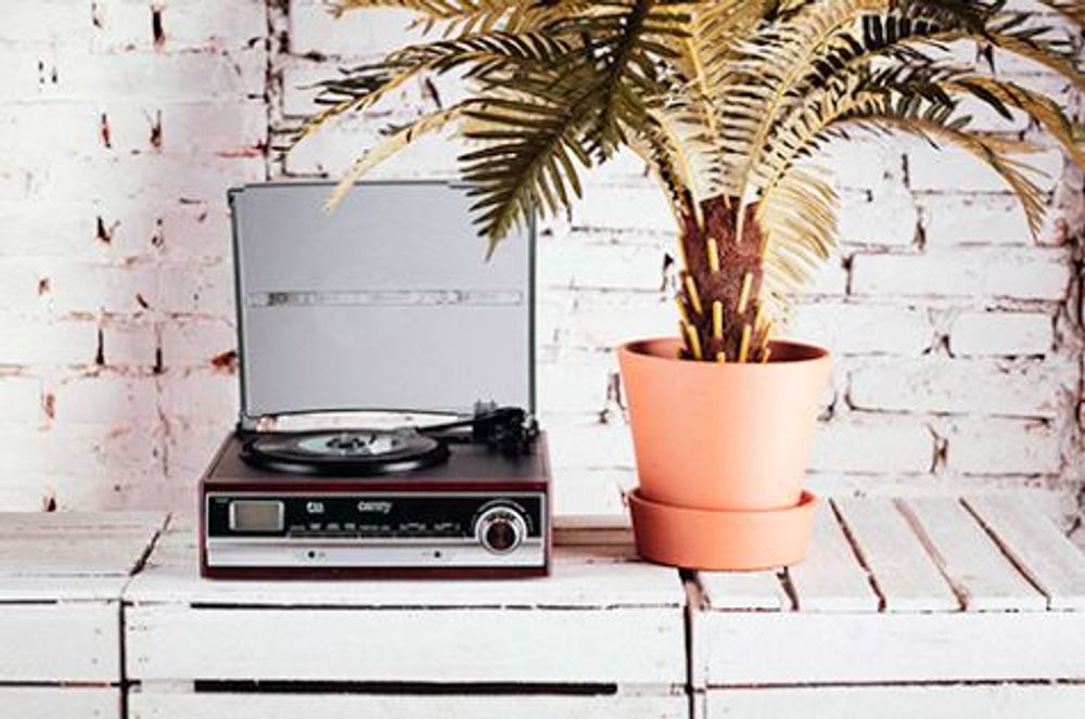 Platespiller med radio - Camry