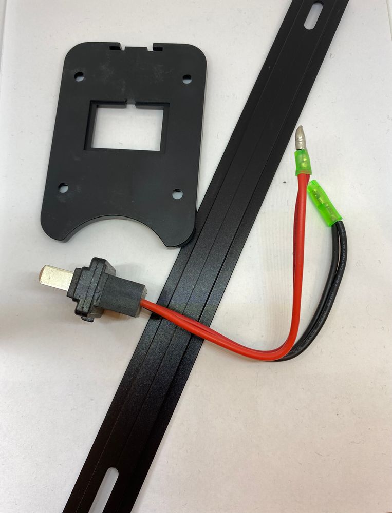 Batteriholder til LIA-FJ-E-TRI-01-500w