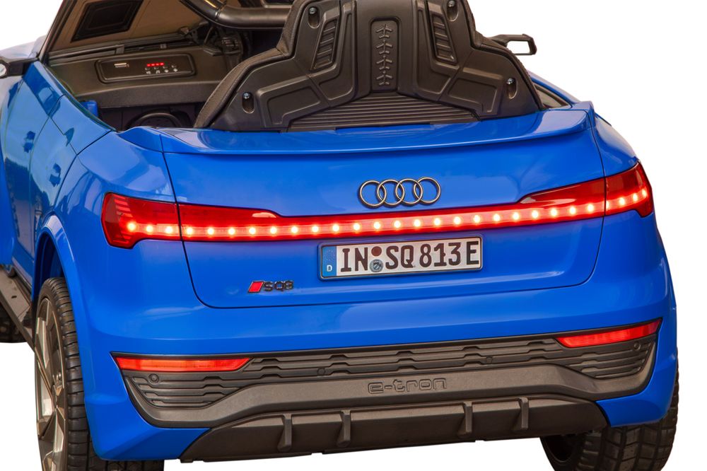 Audi RS Q8 elbil for barn 12V med fjernkontroll
